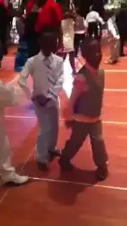 PAZEA! Copiii lui Dr. Dre au invatat sa danseze hip hop: Toata gradinita e in picioare! VIDEO