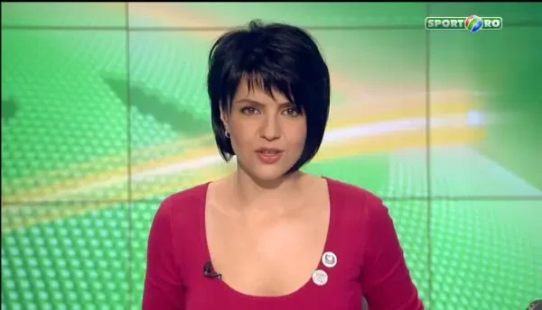 SUPER VIDEO! Aparitie HOT pe terenurile din Romania! Modelul superb care ii va innebuni pe bogatii de la fotbal! Cea mai rea fata buna din sport