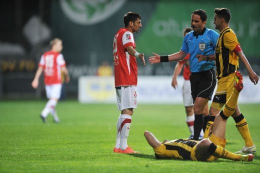 Cornel Dinu se ia de Bonetti si de fundasii lui Dinamo! "Daca mai jucau si aia doi de la Brasov, era si mai rau!"