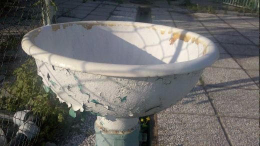 Parcul cu bastani! Stadionul Cotroceni e mancat de rugina si serpi, nocturna 