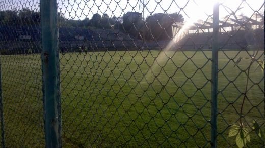 Parcul cu bastani! Stadionul Cotroceni e mancat de rugina si serpi, nocturna 