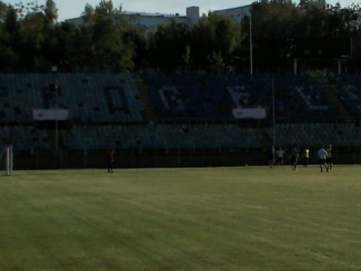 Parcul cu bastani! Stadionul Cotroceni e mancat de rugina si serpi, nocturna 