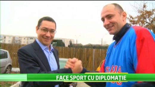 10 mil de romani ii vor da LIKE dupa faza asta! Pasiunea ASCUNSA a noului premier al Romaniei :)