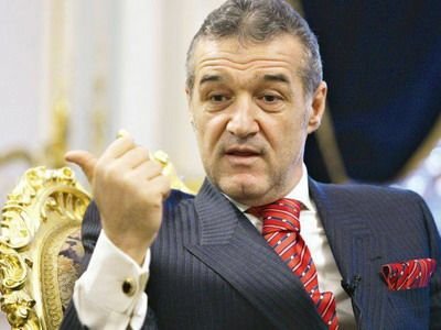 Gigi a intrat in CRIZA: "URSUL sa ii mai tina la Steaua! Zboara amandoi!" Primii doi jucatori dati afara 100% de Becali in vara: