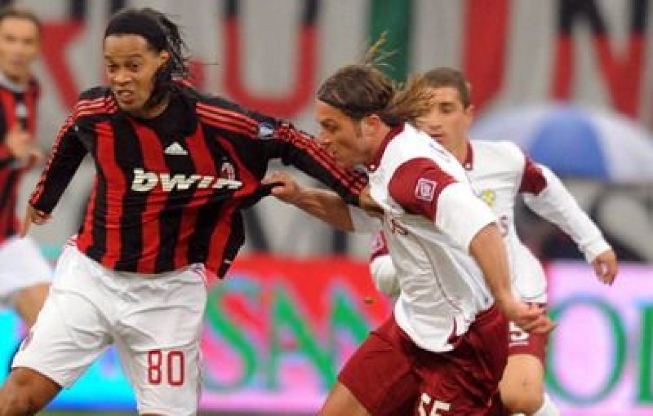 O echipa de traditie din Italia SI-A BATUT JOC de fotbal! Cea mai tare miscare de marketig s-a dovedit a fi un EPIC FAIL! FOTO & VIDEO_3