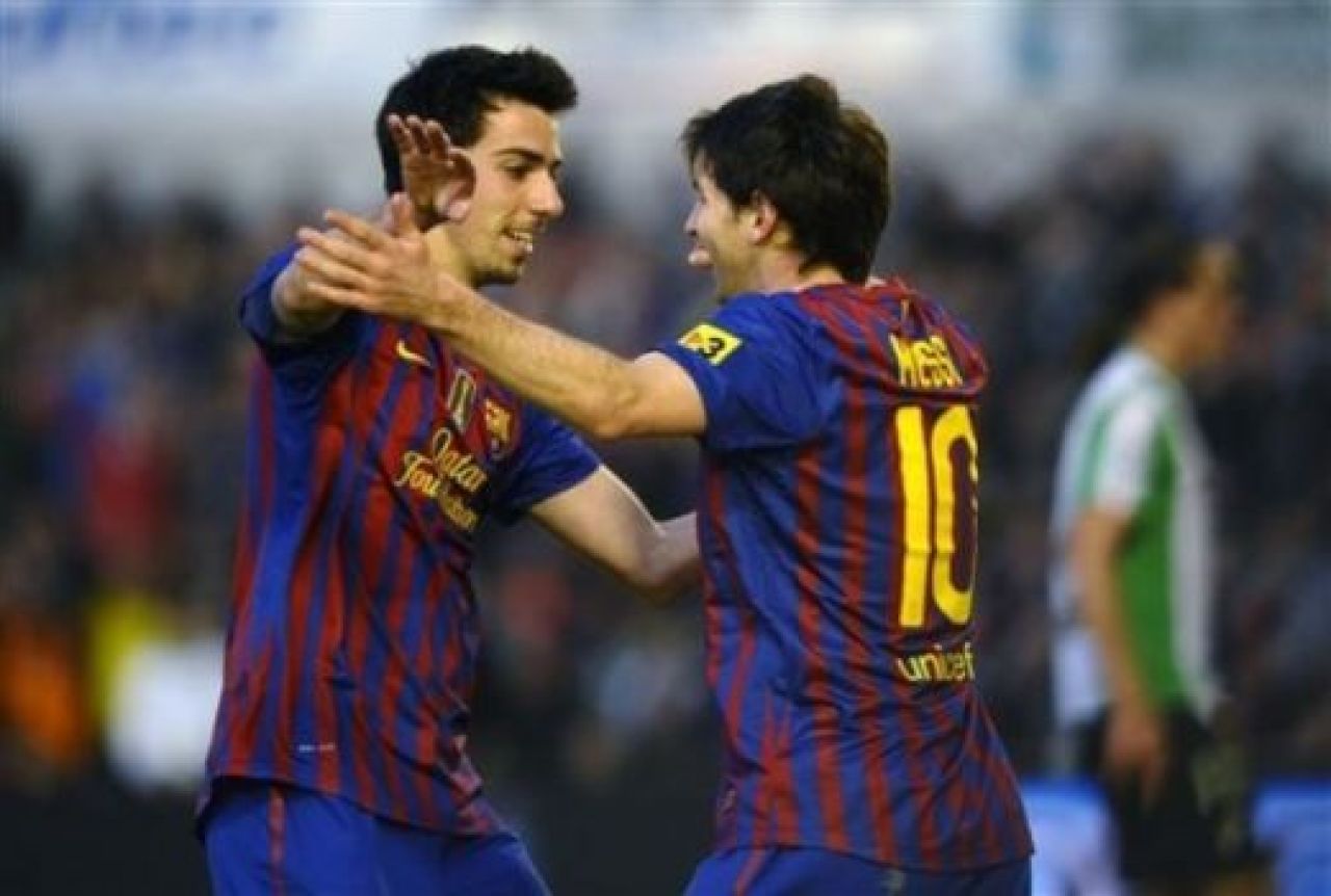 Barca 4-1 Malaga! Hattrick Messi, 2 goluri din penalty! Mai are nevoie de inca unul sa il ajunga pe Dudu Georgescu! VIDEO_3