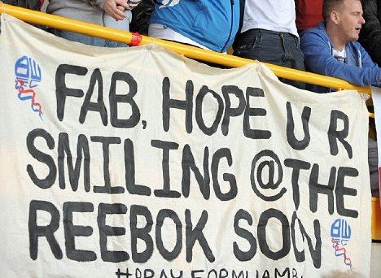 Inima de invingator! Muamba s-a intors pe stadion si a plans ca un copil, fanii i-au strigat numele minute in sir! FOTO EMOTIONANT_1