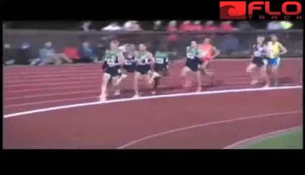 VIDEO SENZATIONAL! Credea ca a castigat cursa si a facut RECORD! Ce soc a avut un atlet cand s-a oprit din alergat! :)