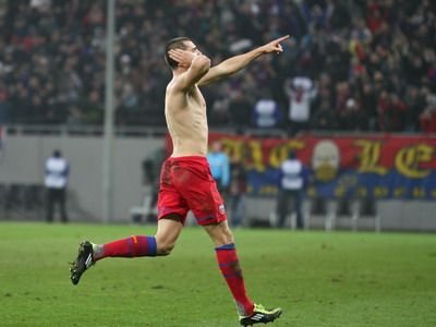Steaua inca mai spera la TITLU! Nikolic, erou pentru stelisti! Hamutovski, meci fabulos la revenirea in Ghencea! Vezi fazele din Steaua 2-1 Petrolul_4
