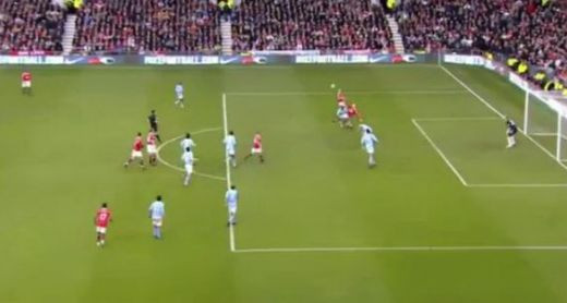 VIDEO: 4,2 milioane de englezi au votat: asta e cel mai tare gol din ISTORIA Premier League! Golul lui Bergkamp din 2002 e al doilea! Vezi topul: