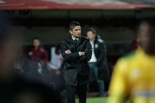 INCREDIBIL! Lucescu vrea sa castige campionatul in conditii de Liga a doua: N-am avut bani de hotel la Ploiesti! Altii joaca pe prime de 8000 de euro