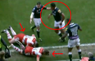 Tipul asta este GENIAL la bataie! Vezi cum a dat numarul 8 doua KO-uri cu o singura lovitura :)) SUPER VIDEO