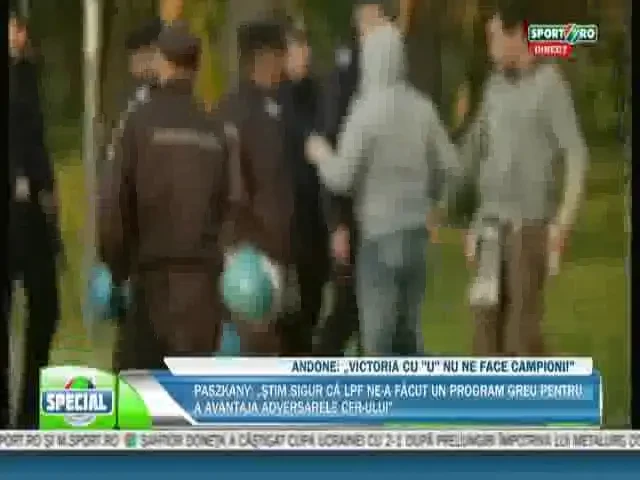 VIDEO! Scandal inainte de U Cluj - CFR! Fanii Universitatii au sarit pe cei de la CFR, jandarmeria a intervenit imediat!