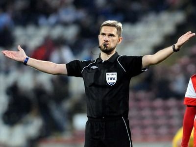 Tudor refuza VALIZA! Scandalul de la Cluj il lasa rece pe cel mai tare arbitru din Liga 1! Cat a castigat Tudor din arbitraj in acest campionat: