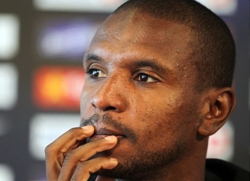 De ce il ascundeti pe Abidal?! Barcelona e disperata: azi se implineste o luna de la operatia francezului si nimeni nu mai stie nimic de Abidal!