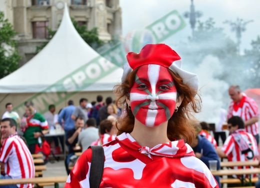 GALERIE FOTO de senzatie! Vezi cele mai frumoase spanioloaice venite in Bucuresti:_4