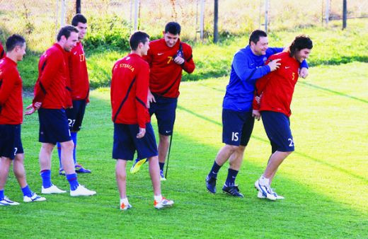 Steaua a gasit antrenor pentru Champions League! Ilie Stan vrea inapoi! A facut deja un prim 11 care l-ar scoate din minti pe Becali