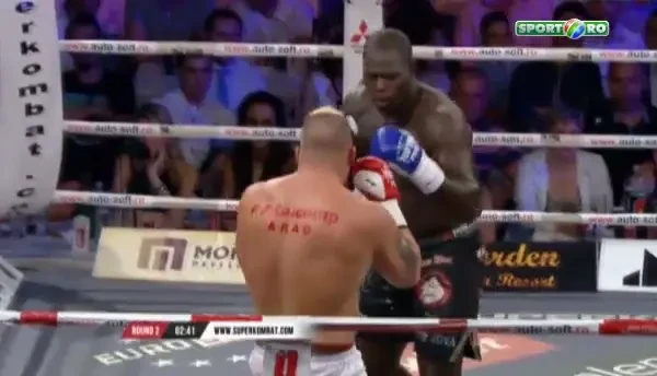 Raul Catinas a reusit un KO de senzatie! VIDEO