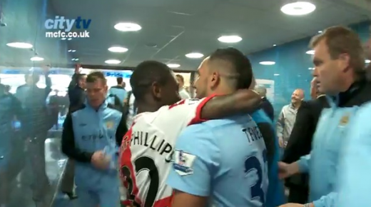 VIDEO: Jucatorii lui QPR se bucura alaturi de cei de la City, Toure fuge ca NEBUNUL intr-un picior pe holuri! Imagini UNICE de pe tunelul stadionului Etihad: