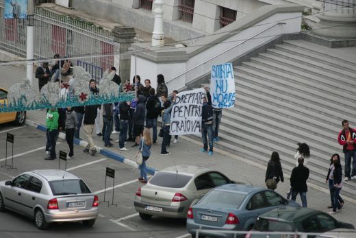 SANGE pentru Sandu si Dragomir dupa disparitia Craiovei! Imagine SOCANTA in ziarul lui Mititelu!_3