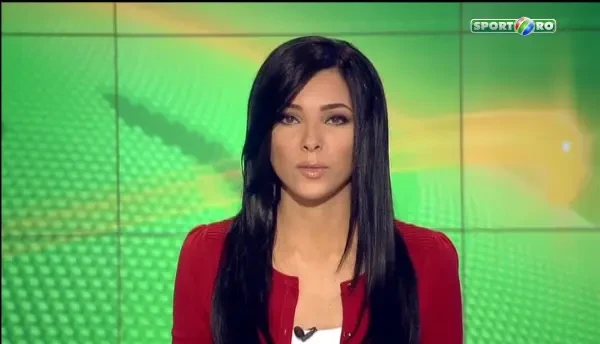 VIDEO Pustii lui Hagi se bat cu pustii lui Popescu la juniori! Cum au jucat micutii pe furtuna de la Buftea!