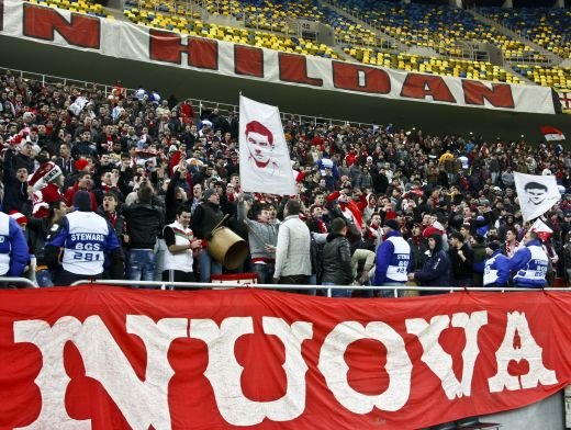 Moment UNIC in istoria derby-urilor! Cele doua galerii s-au ALIAT pe National Arena! Scandarea care a facut PACE intre stelisti si dinamovisti: