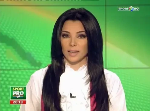 FABULOS! Iubita lui Paszkany vrea sa antreneze in Champions League: As putea sa-mi dau doctoratul in fotbal :)