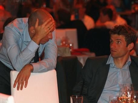 FOTO Robben, certat de NEVASTA dupa meciul cu Chelsea! Cum arata imaginea DISPERARII la Bayern, dupa a doua finala pierduta!_8
