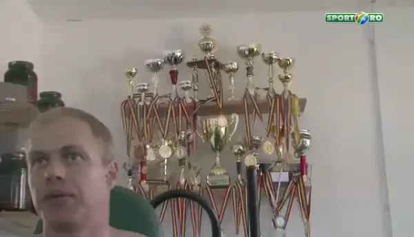 AZI de la 22:00 pe Voyo.ro Paco Fat vs Uriasul Borbil! Afla diseara cine e urmasul lui Oncescu: