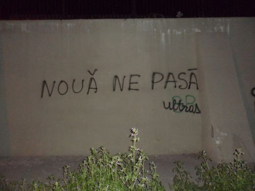 Suporterii Craiovei, scrisoare pentru Presedinte! Orasul a fost impanzit noaptea trecuta de mesaje pentru Stiinta! FOTO:_6
