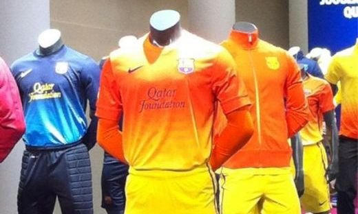 FOTO: Barcelona, cele mai DUBIOASE tricouri din istorie! Iti place cum arata?