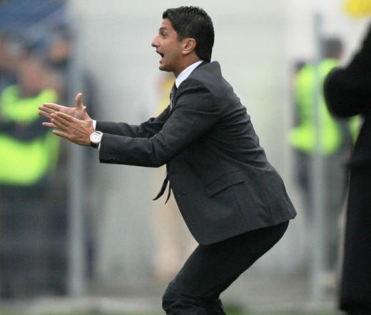 O finala ca afara: Rapid 0-1 Dinamo! Cainii castiga a 13-a Cupa din ISTORIE! Scarlatache, EROUL unei nopti de neuitat! Galeriile la inaltime: vezi toate bannerele!_7