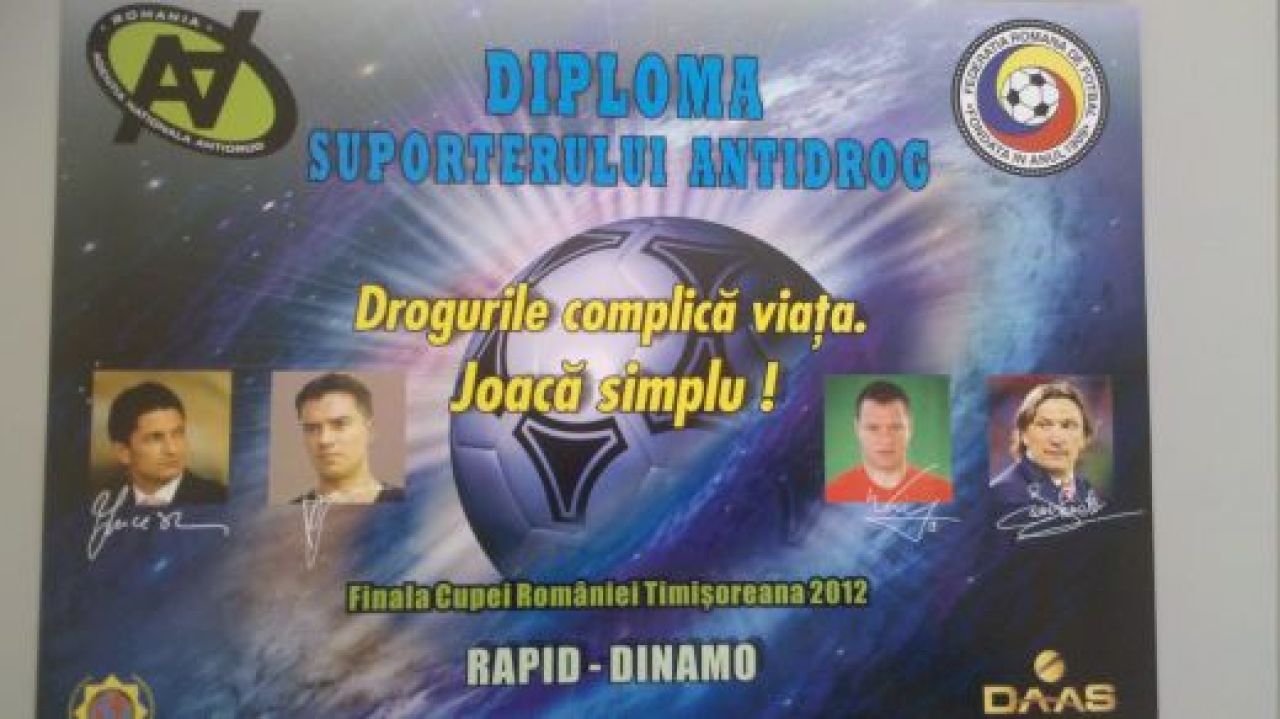 O finala ca afara: Rapid 0-1 Dinamo! Cainii castiga a 13-a Cupa din ISTORIE! Scarlatache, EROUL unei nopti de neuitat! Galeriile la inaltime: vezi toate bannerele!_14