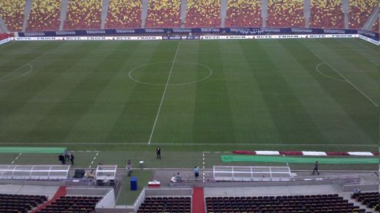 O finala ca afara: Rapid 0-1 Dinamo! Cainii castiga a 13-a Cupa din ISTORIE! Scarlatache, EROUL unei nopti de neuitat! Galeriile la inaltime: vezi toate bannerele!_17
