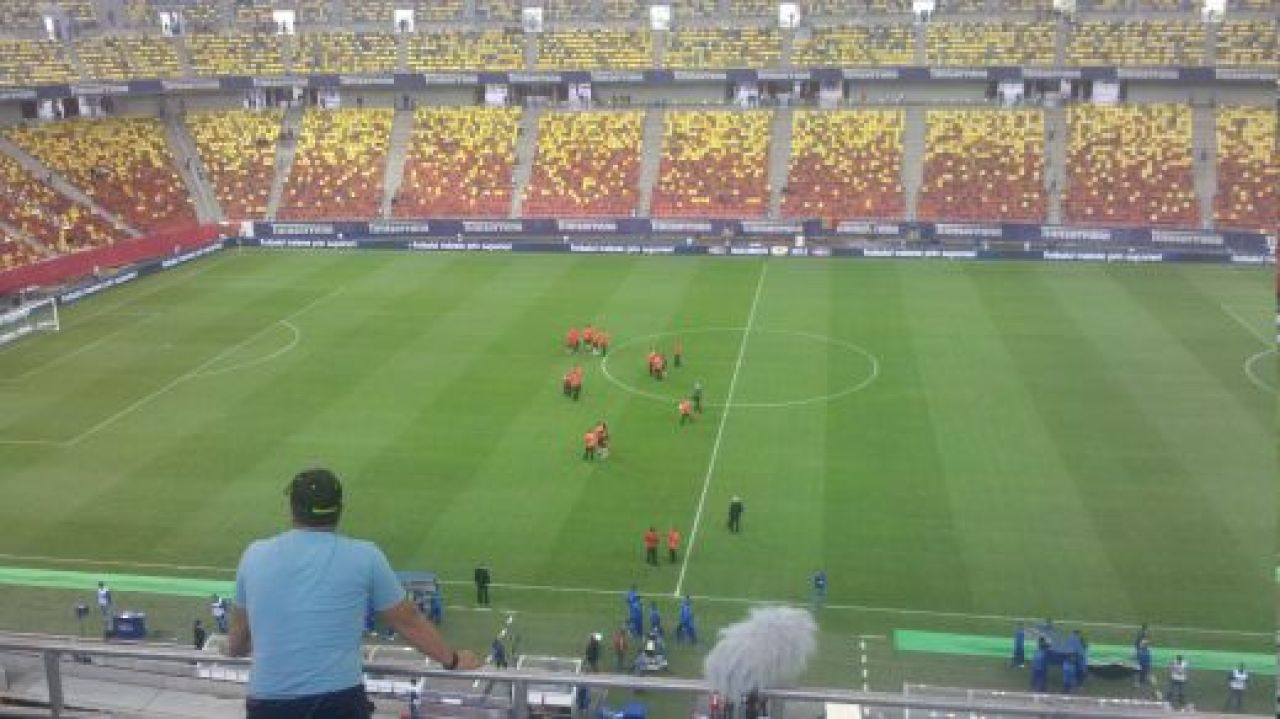 O finala ca afara: Rapid 0-1 Dinamo! Cainii castiga a 13-a Cupa din ISTORIE! Scarlatache, EROUL unei nopti de neuitat! Galeriile la inaltime: vezi toate bannerele!_19