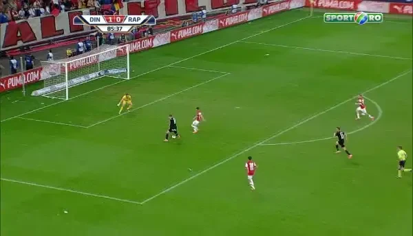 Rapid e numai UNA? Faza GENIALA cu Torje pe National Arena! Ce reactie a avut la ocazia rapidistilor! :)