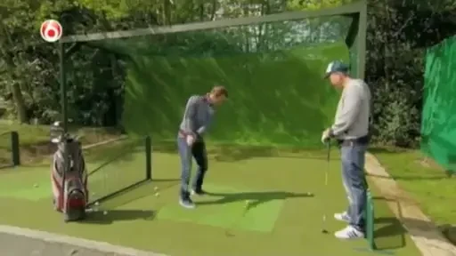 Imagini INCREDIBILE: Van der Vaart il loveste in fata pe Ibrahimovici! Motivul pentru care nu il poate ierta pe suedez: