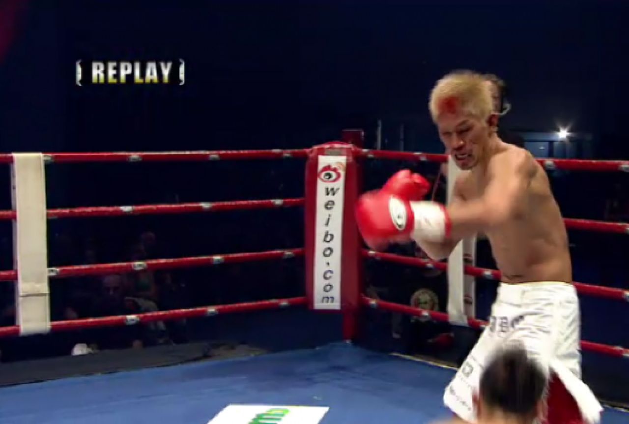 Show total la Madrid: L-a facut KO si apoi s-a pus in genunchi sa il ierte! Badr Hari il bate pe Anderson! Ghita, SUPER KO! VIDEO_3