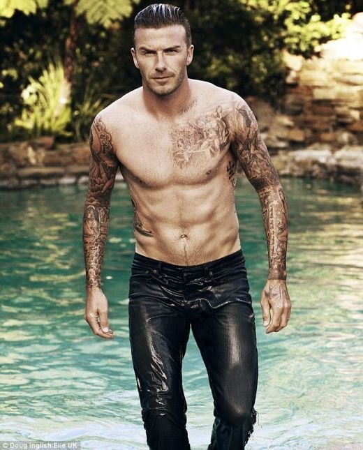 Inca o premiera pentru Beckham! Maestrul loviturilor libere a mai comis una: a facut show intr-un meci la care doar femeile se uita: FOTO