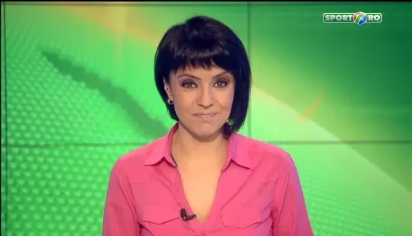 Modern family, varianta romaneasca! Borcea a devenit tatic si-a primit un supercadou de la fiul cel mare. Alina a mers sa nasca direct de pe plaja!