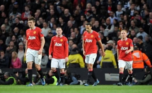 Sir Alex Ferguson transfera de la Muzeul de Ceara! :) Il stie de o viata, dar il&nbsp;VREA in teren si la anul! Se pot retrage impreuna de la United!