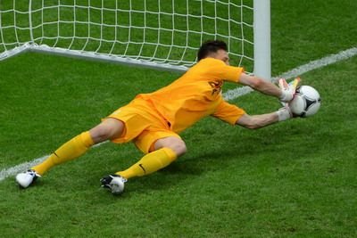 Meci nebun, atmosfera infernala: Polonia 1-1 Grecia! Doua eliminari, un penalty ratat! Lewandowski a inscris primul gol de la Euro!_11