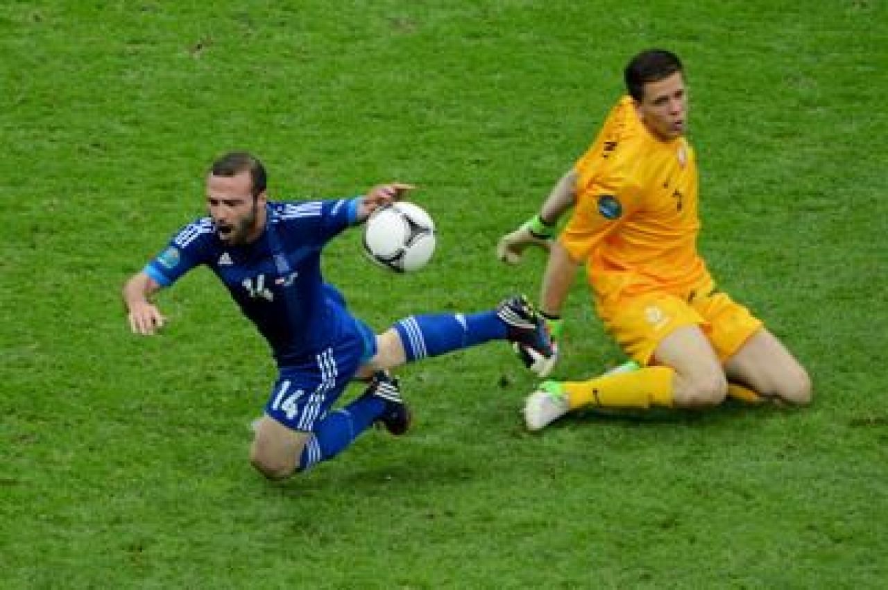Meci nebun, atmosfera infernala: Polonia 1-1 Grecia! Doua eliminari, un penalty ratat! Lewandowski a inscris primul gol de la Euro!_12