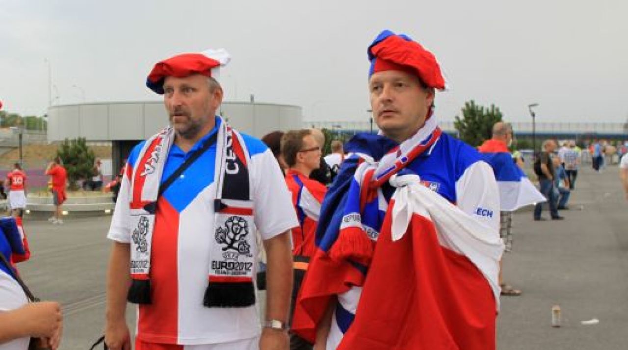 Rusia se bate pentru trofeu, Cehia nu a existat in acest meci: Rusia 4-1 Cehia! Dubla Dzagoev, gol senzational Pavlyuchenko! Vezi golurile 3D!_3