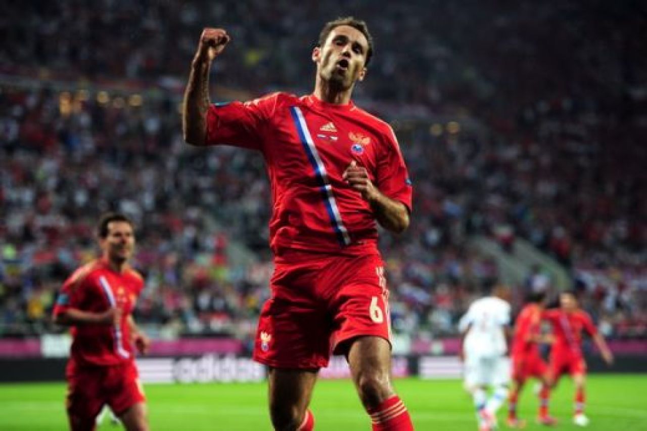 Rusia se bate pentru trofeu, Cehia nu a existat in acest meci: Rusia 4-1 Cehia! Dubla Dzagoev, gol senzational Pavlyuchenko! Vezi golurile 3D!_5