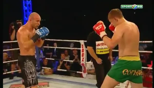 RECORD ABSOLUT: 15.000 de spectatori la Local Kombat Bodyguard - Marea finala!