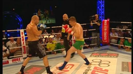 RECORD ABSOLUT: 15.000 de spectatori la Local Kombat Bodyguard - Marea finala! KO-ul serii - SUPER VIDEO