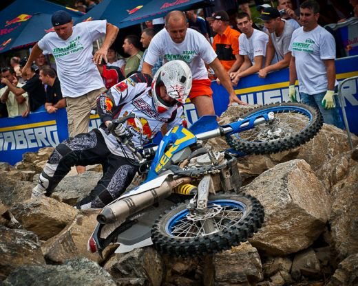 Concurentii de la Romaniacs isi fac deja incalzirea pentru cel mai dur raliu enduro din lume. Vezi cati rideri s-au inscris: