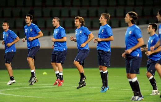 EUROBLOG, ZIUA 3: Spaniolii, socati la controlul anti-doping! Ce mesaj a postat Valdes pe Facebook: 