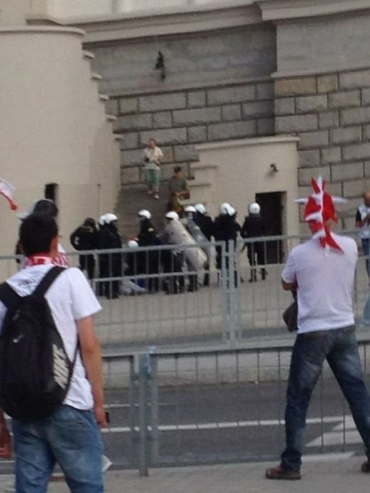 EUROBLOG ZIUA 5 | Violente incredibile in Varsovia: 56 de ARESTARI! Politistii ii cauta in continuare pe huligani!_9